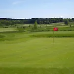 Golfcentrum Schloss Karnitz Ruegen فندق