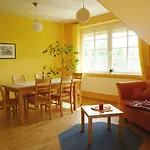 Hotell Golfcentrum Schloss Karnitz Ruegen 2*