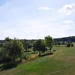 Golfcentrum Schloss Karnitz Ruegen Garz (Rugen)